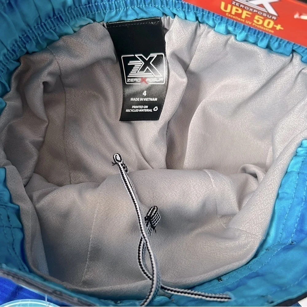 NWT ZeroXposur boys shark swim trunks with goggles size 4